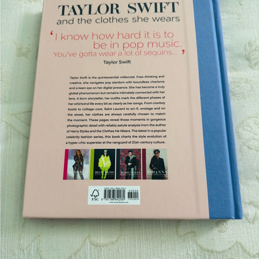 Taylor Swift Fashion Book with Pink and Blue Cover - Picture 3 of 5